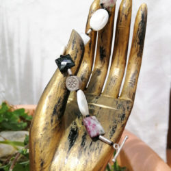 Pulsera de Corindón, Nácar y Plata