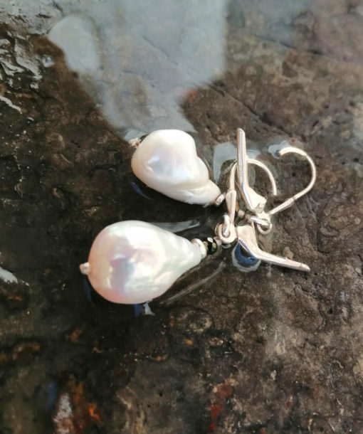 Pendientes de Perla "recién pescada" Espinela y Plata