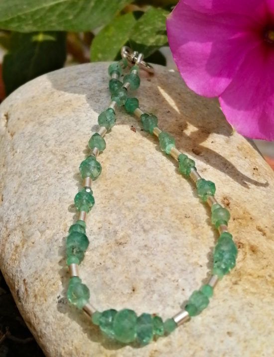 Pulsera de Esmeraldas verde azuladas de Colombia y Plata